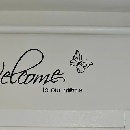 Away In Apartament *
